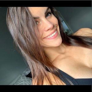 Meet your Posher, Monica